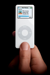Apple 2 GB iPod Nano White