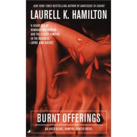 Burnt Offerings (Anita Blake Vampire Hunter (Paperback))