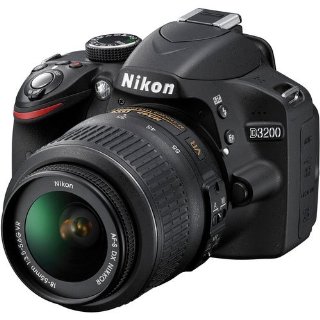 Nikon D3200 24.2MP Digital SLR with 18-55mm f/3.5-5.6 AF-S DX VR Zoom Lens