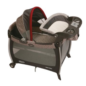 Graco Pack 'n Play Silhouette Playard with Canopy, Changer & Music  (Finley)