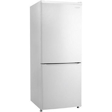 Danby DFF092C1WDB 24" Freestanding Refrigerator (White)